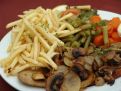 Fries, mushrooms and vegetales